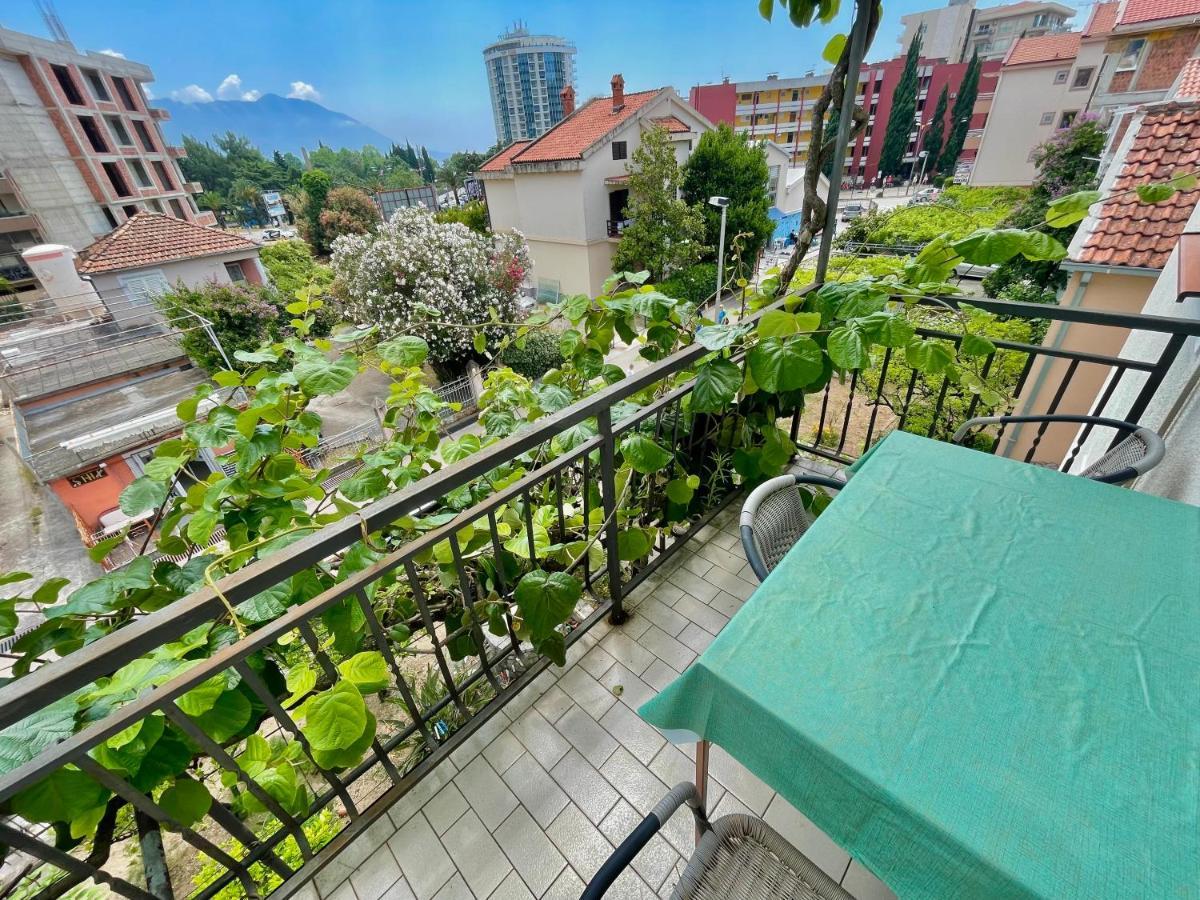 Garden House Budva Exterior foto